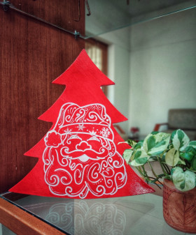 Hand painted decorative Christmas tree (Red Color with Santa)